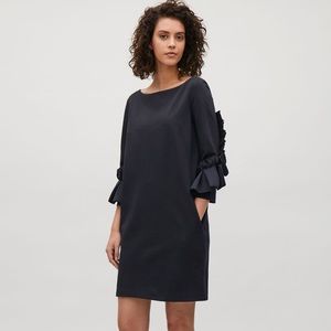 COS Navy Ruffle Sleeve Dress w Pockets Size Small